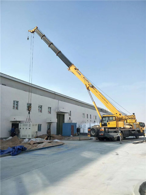 千山区“超载就喊停”—— 吊车的 “重量保镖” 技术