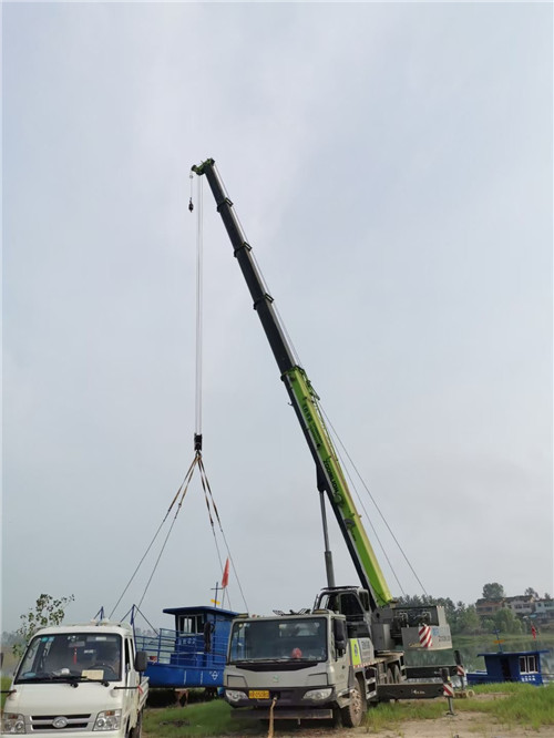 千山区桥梁建设吊装案例